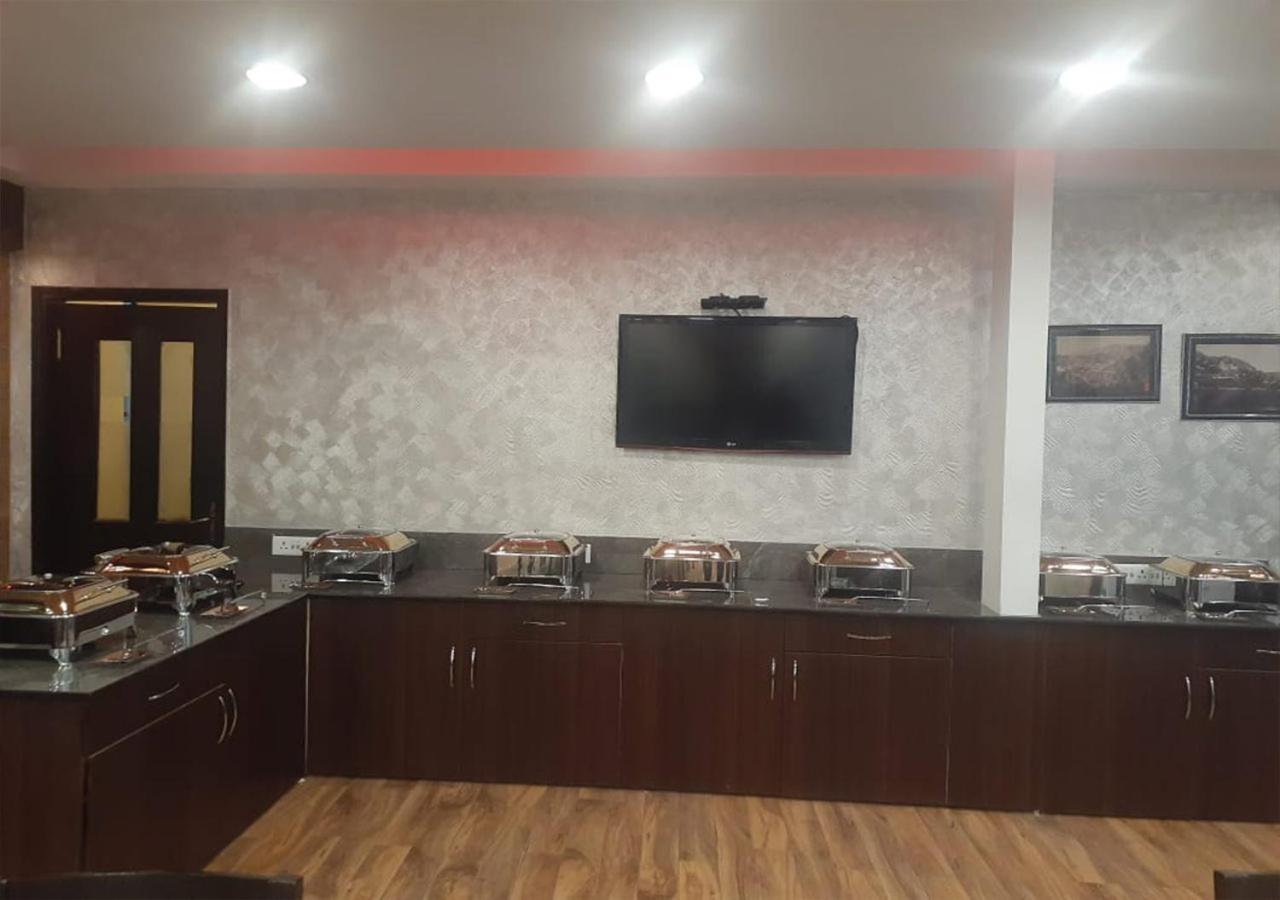 Hotel Sanobar The Midtown Mussoorie Zewnętrze zdjęcie